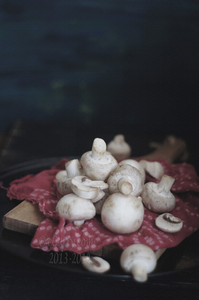 mushroom-raw-1.jpg