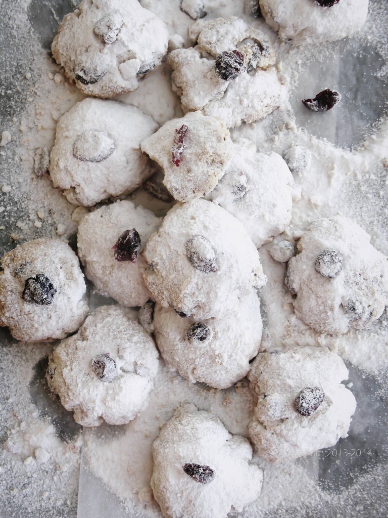 Almond-and-Cranberry-Cookies-7.jpg